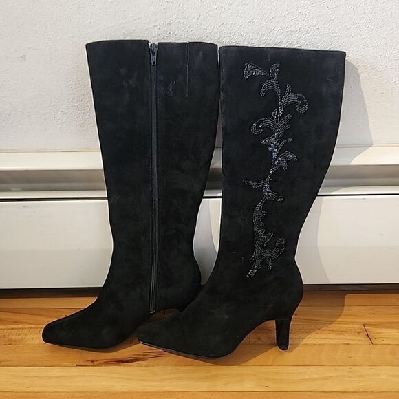 Diane Von Furstenberg Silk Assets Black Suede Beaded Sequin Boots Sz 6.5 NEW - Picture 1 of 7